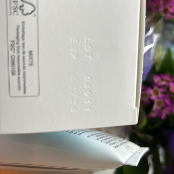 Bioderma pack of 2,  Node DS+ Shampoo, for Persistent Dandruff - Picture 3 of 4